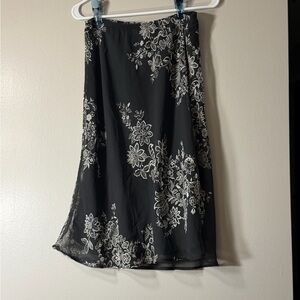 Chic Black Floral A-Line Skirt